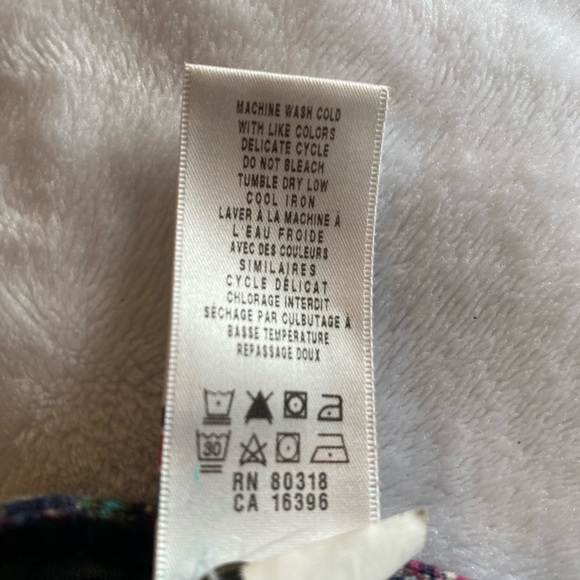 Lucky Brand Paisley Print Top - Picture 8 of 10